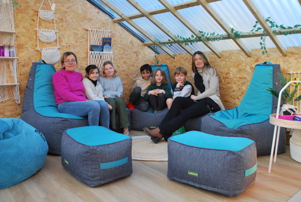 Juffen En Leerlingen Poserend In De Zen Zone Rh